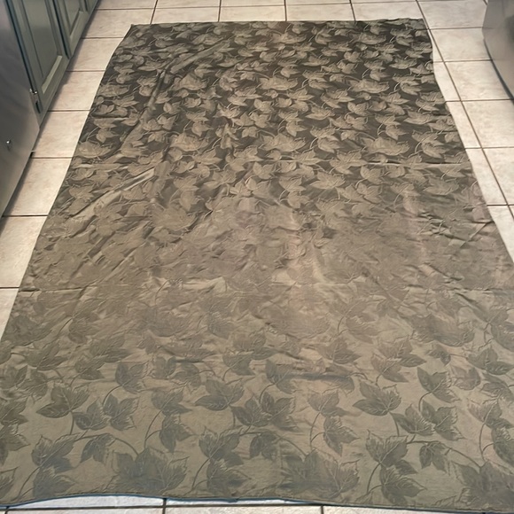 Croft & Barrow tablecloth - Picture 3 of 5